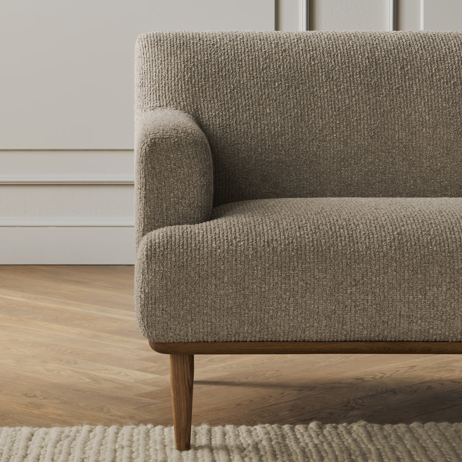 BOLIA Dover Armchair in Freya Beige, Oiled Oak, ambient 5, detail