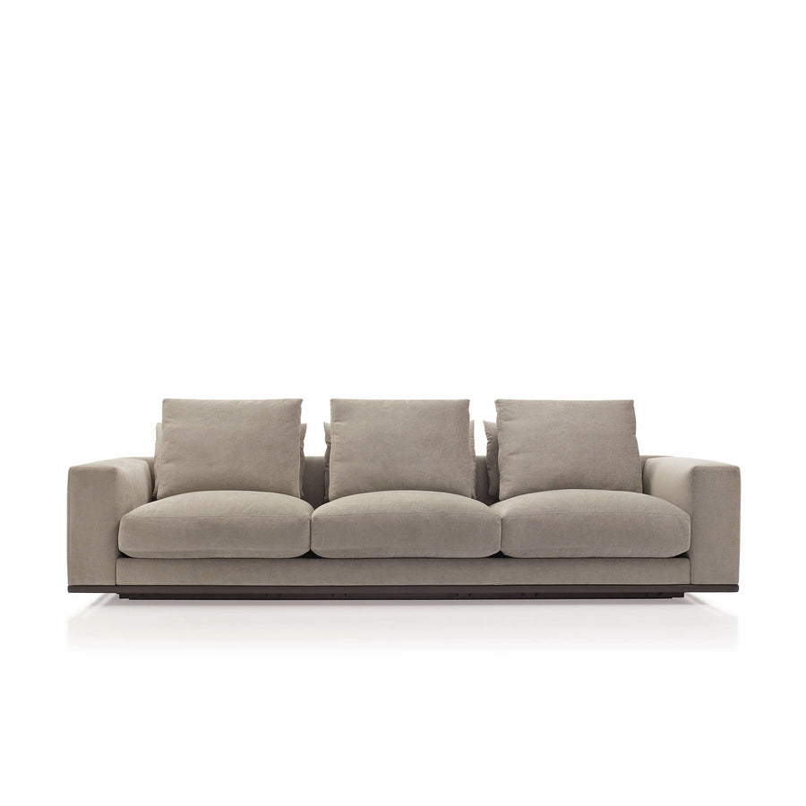 Casadesus Mauro Sofa 265 in Crevin Velvety 